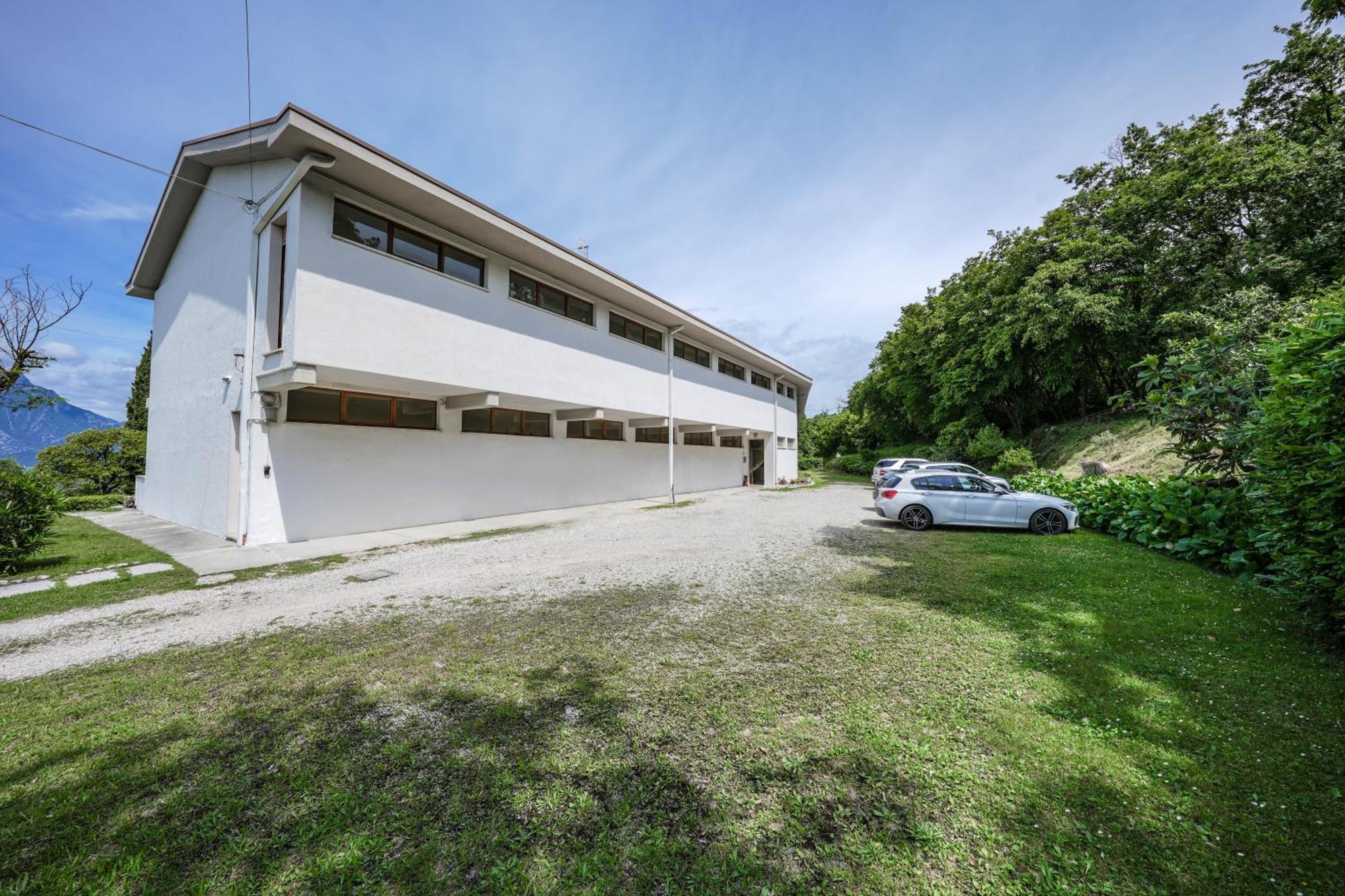 Garda Panoramic House Apartment Albisano Luaran gambar